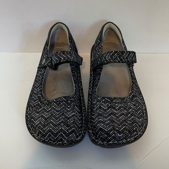 Alegria Belle Chevron Shoe - Picture 1 of 6